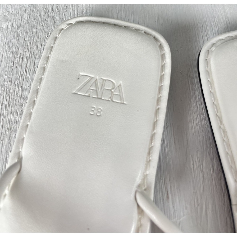 Zara women slip on sandal Square Toe White Gold Straps Size 38 US 7.5 - Picture 3 of 12